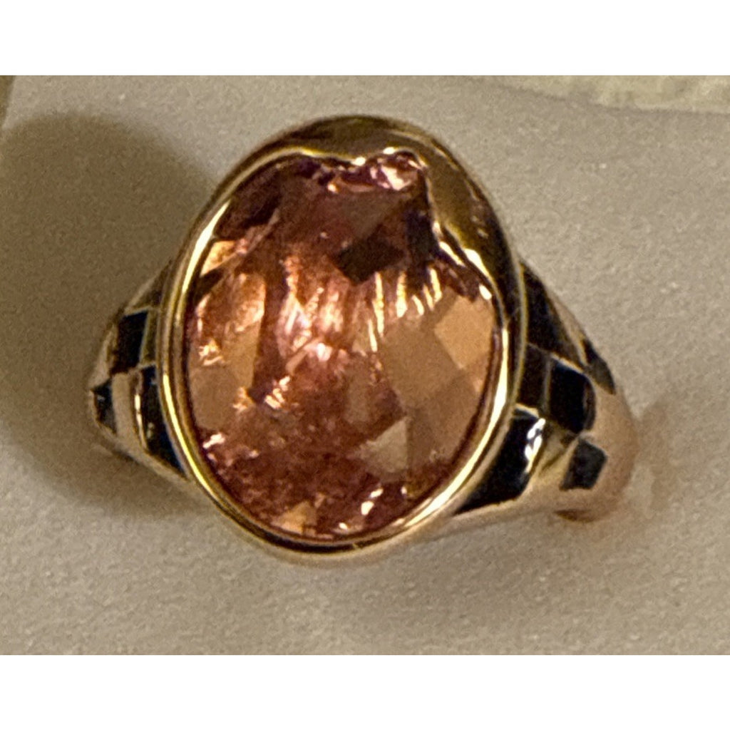 Gorgeous Women’s Swarovski Pink Ring Size 6.25