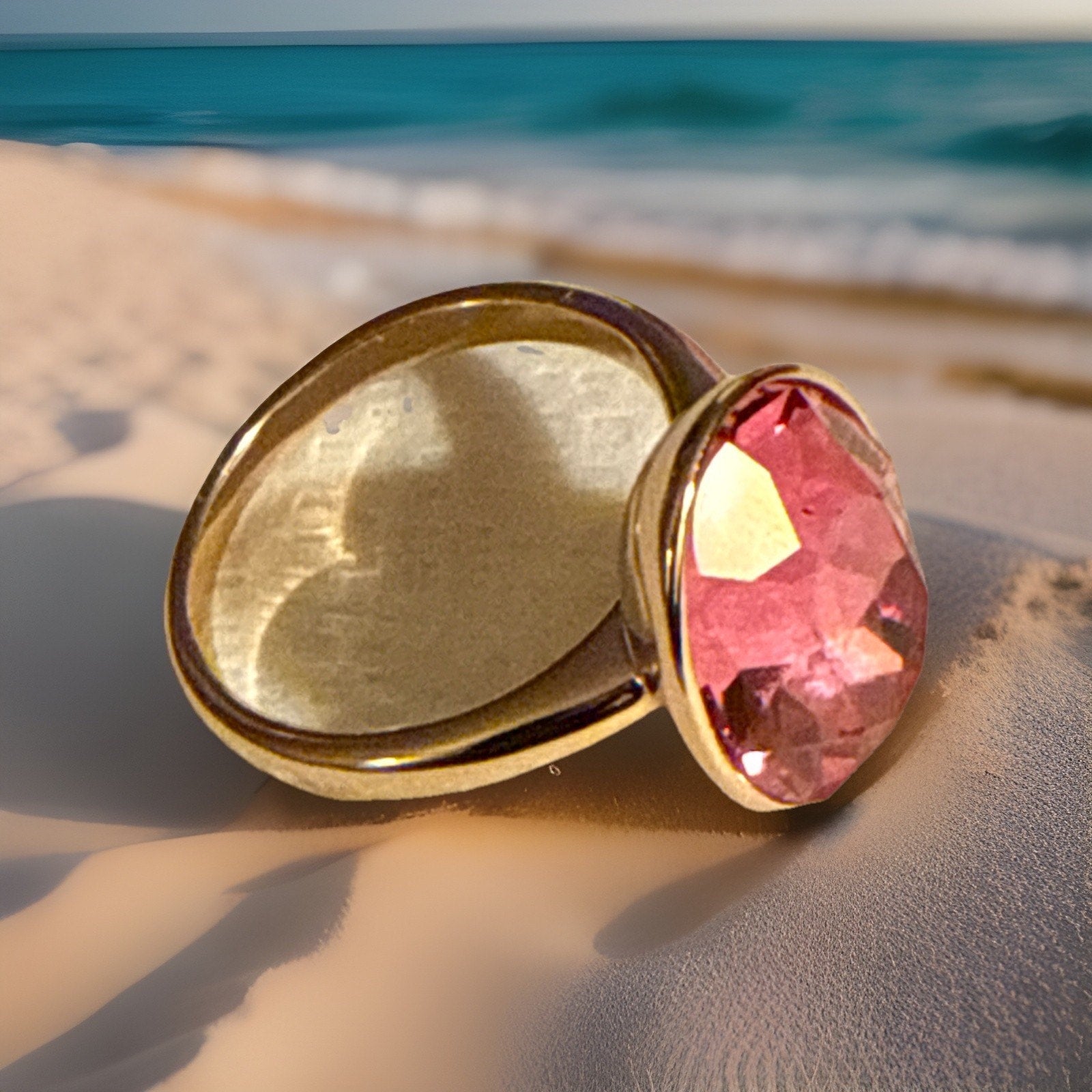 Gorgeous Women’s Swarovski Pink Ring Size 9.5