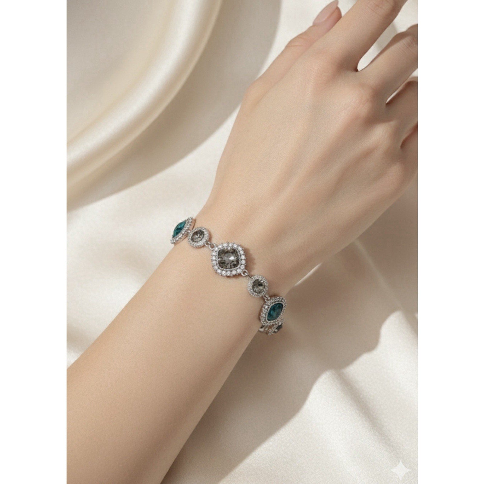Women’s Silverstone Cubic Zirconia and Green Multicolored Gemstone Bracelet