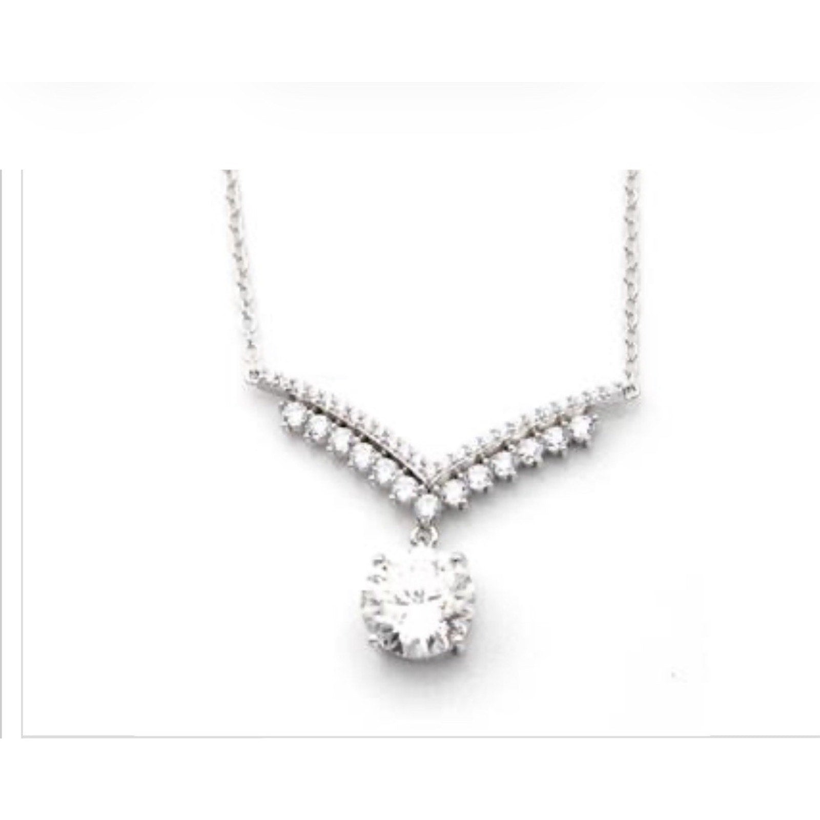 Stunning 2.00CTW Certified Moissanite & 925 Sterling Silver Necklace